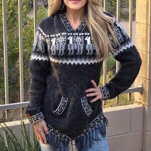 Andes Alpaca Fringed Hoodie Black/Cream Womens S/M Kangaroo Pockets